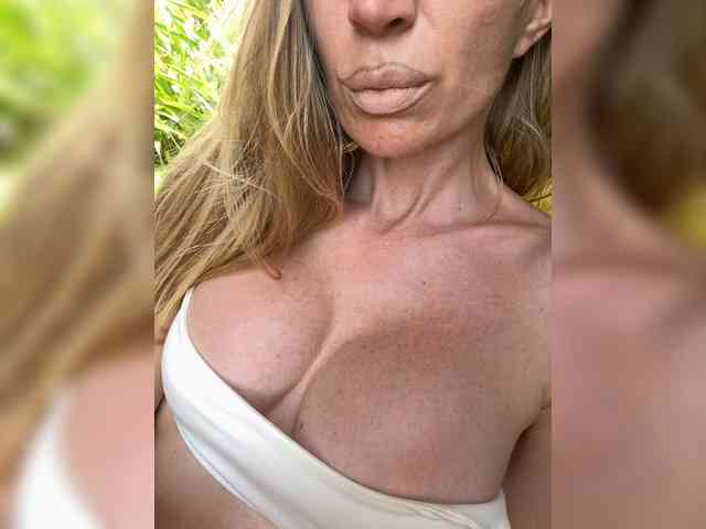 -AfricaYa- webcam