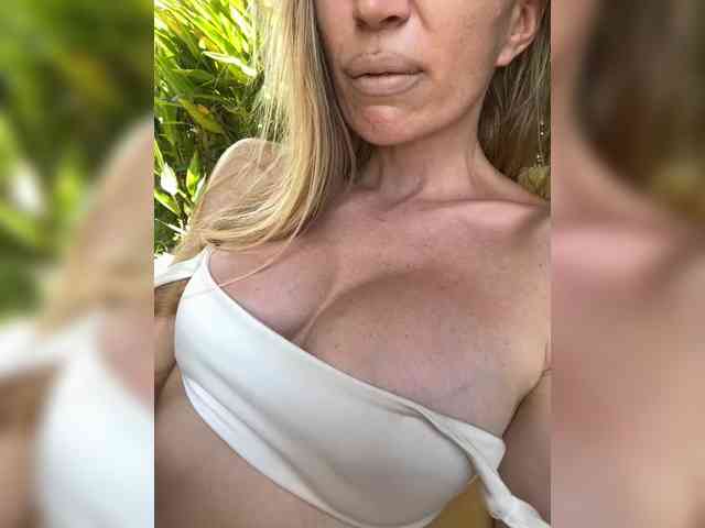 -AfricaYa- webcam