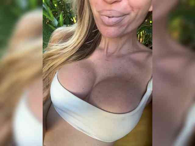 -AfricaYa- webcam