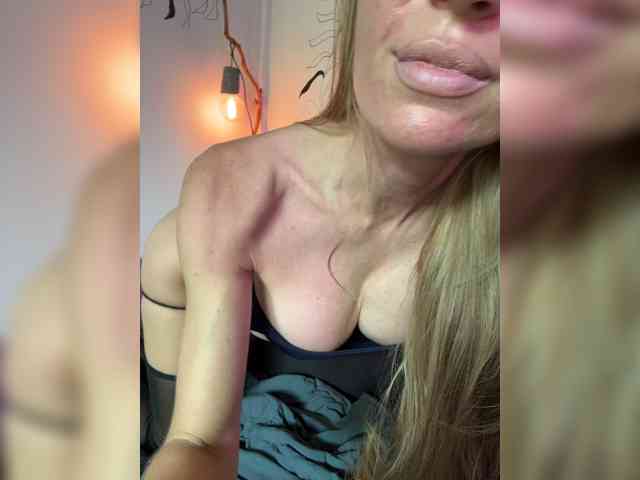 -AfricaYa- webcam