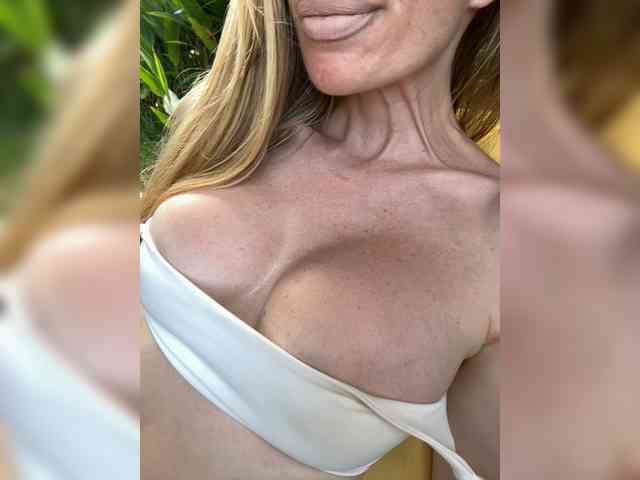 -africaya-'s live room