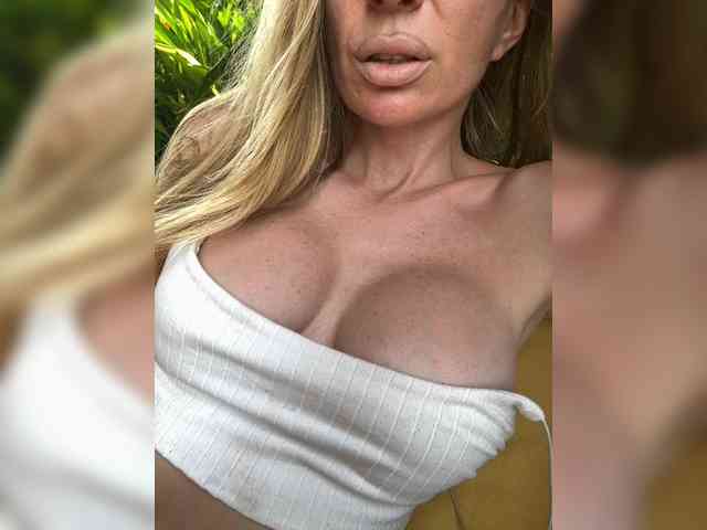 -AfricaYa- webcam