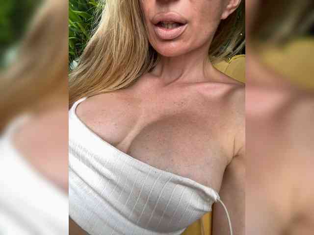 -AfricaYa- webcam