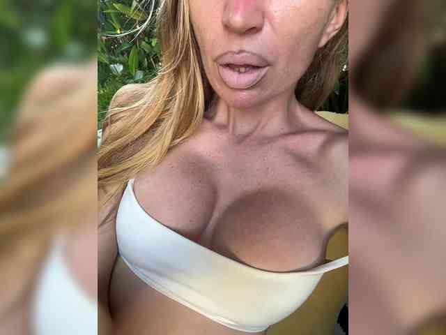 -AfricaYa- webcam