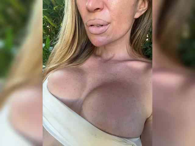 -AfricaYa- webcam