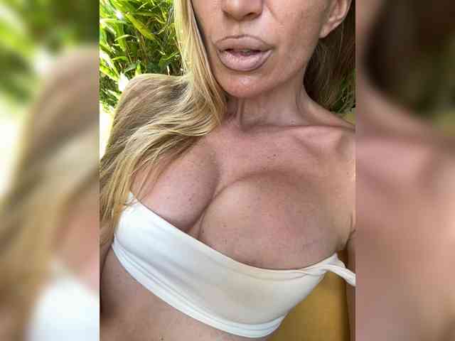 -AfricaYa- webcam