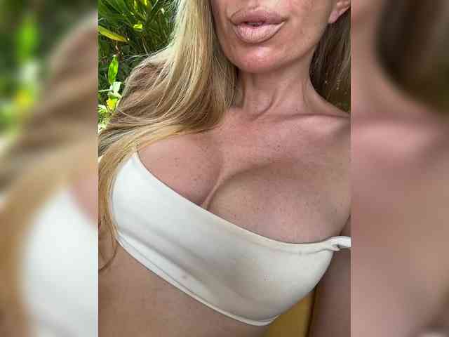 -AfricaYa- webcam