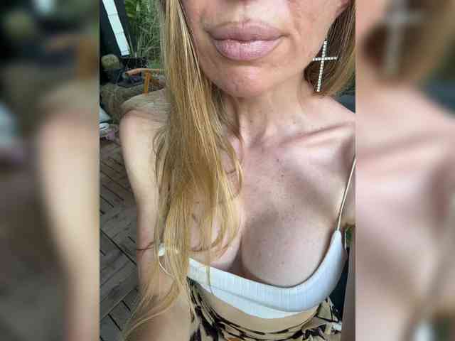 -AfricaYa- webcam