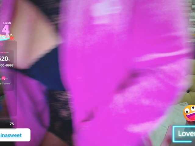 Yanisa28