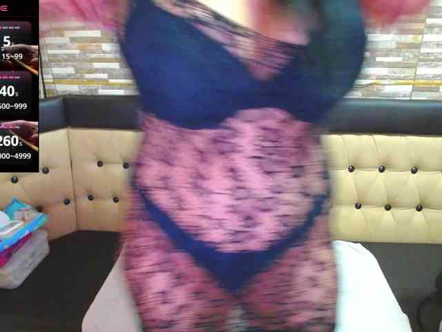 Yanisa28 webcam