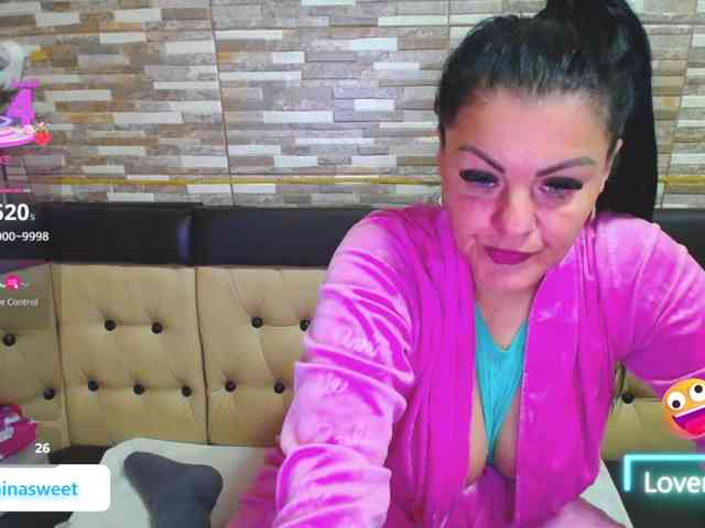 Yanisa28 webcam