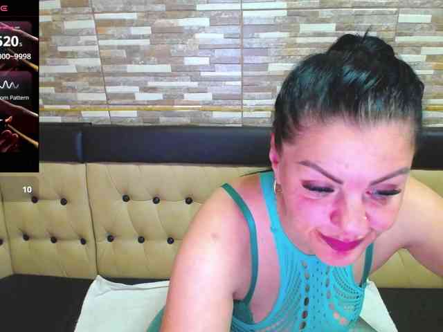 Yanisa28 webcam