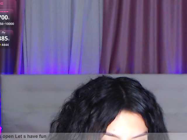 YaninReyes's BongaCams show and profile