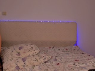 AnnesCora Porn Show