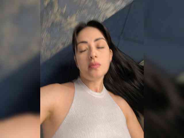 CrazyPussy07 Live Webcam on BongaCams