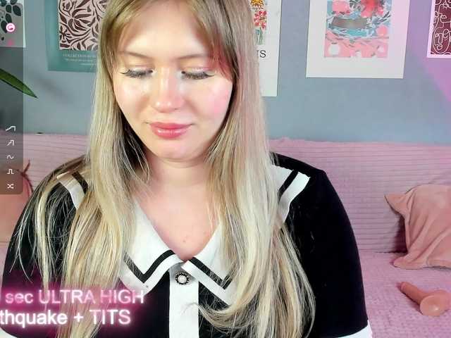 _LIZAAA_ webcam