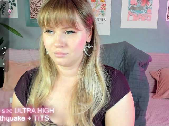 _LIZAAA_ webcam