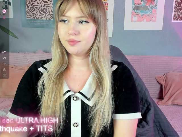 _LIZAAA_ webcam