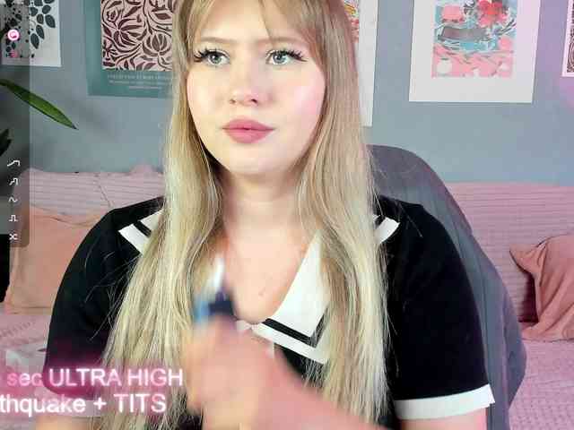 _LIZAAA_ webcam