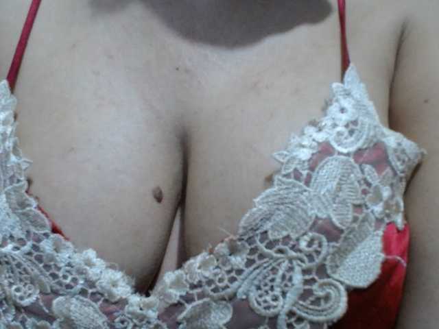 ANAELIZ live cam on BongaCams