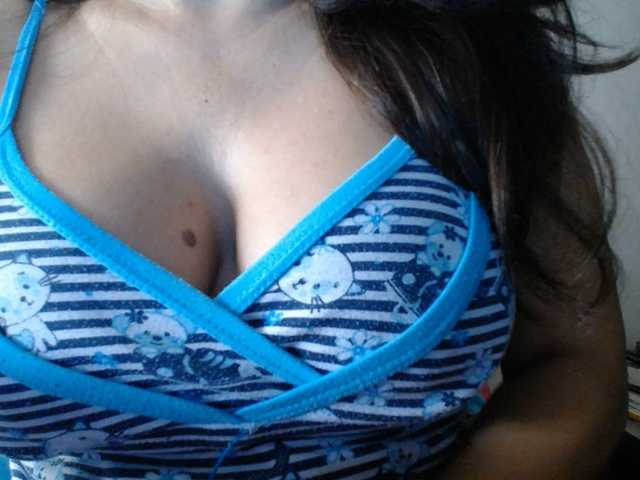 ANAELIZ live cam on BongaCams