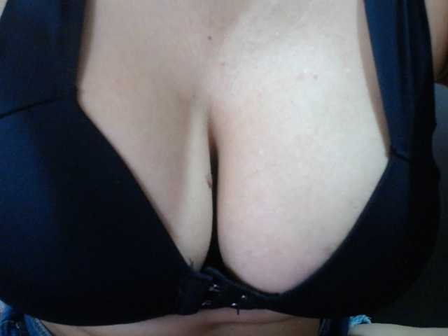 ANAELIZ live cam on BongaCams