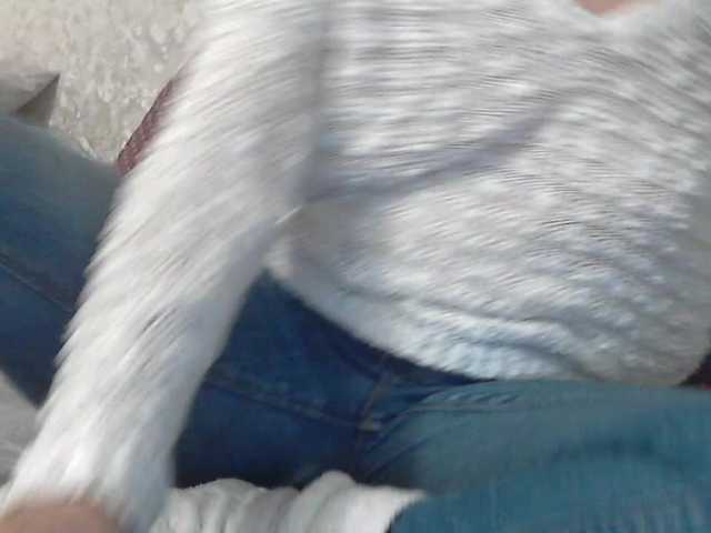 linaisabella live cam preview