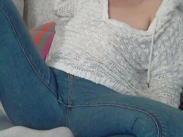 linaisabella live cam preview