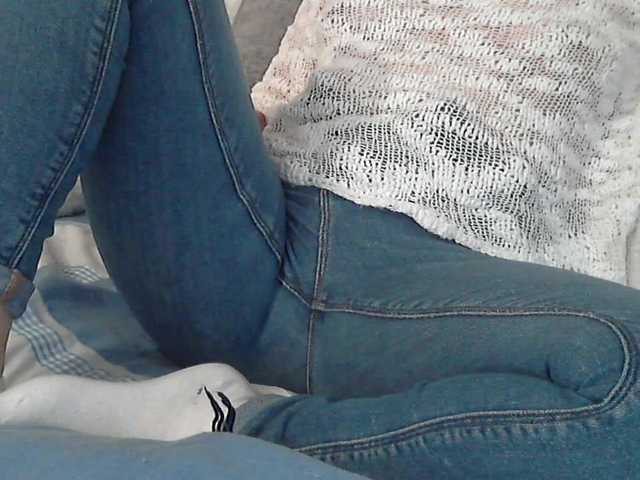 linaisabella's BongaCams show and profile