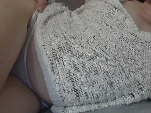 linaisabella – currently Offline