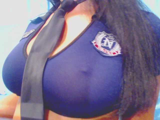 Ms-Mia live cam on BongaCams
