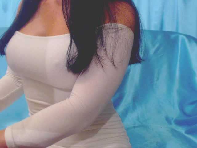 Ms-Mia live cam on BongaCams