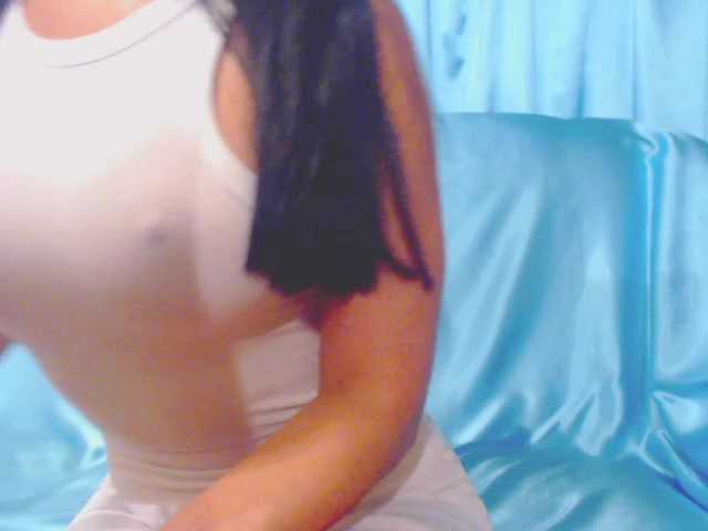 Ms-Mia live cam on BongaCams