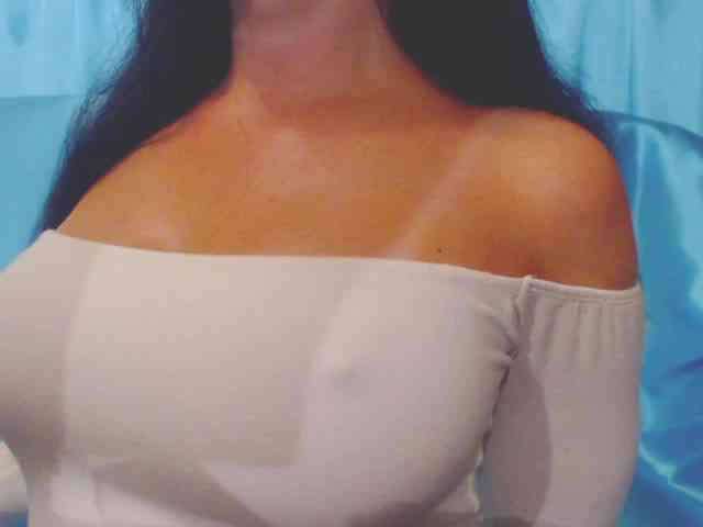 Ms_Mia webcam