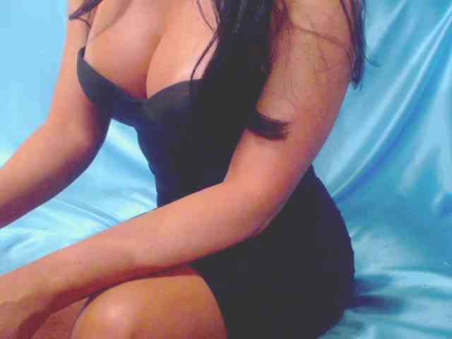 Ms_Mia webcam