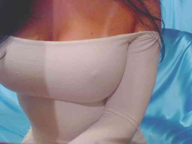 Ms_Mia webcam