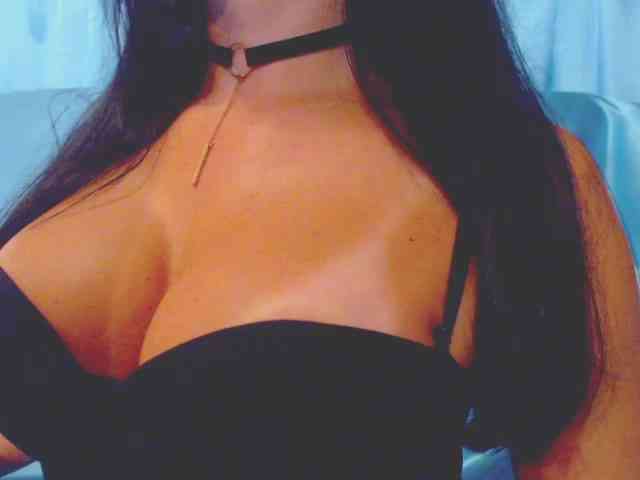 Ms_Mia webcam