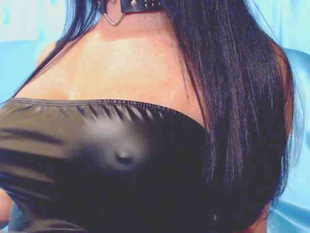 Ms_Mia webcam