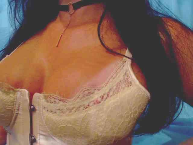 Ms_Mia webcam
