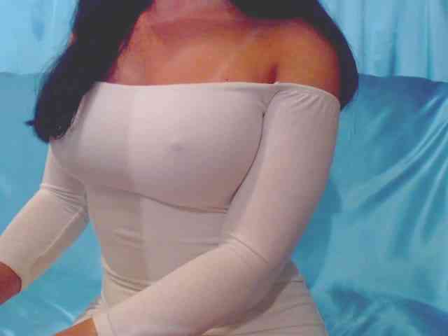 Ms_Mia webcam