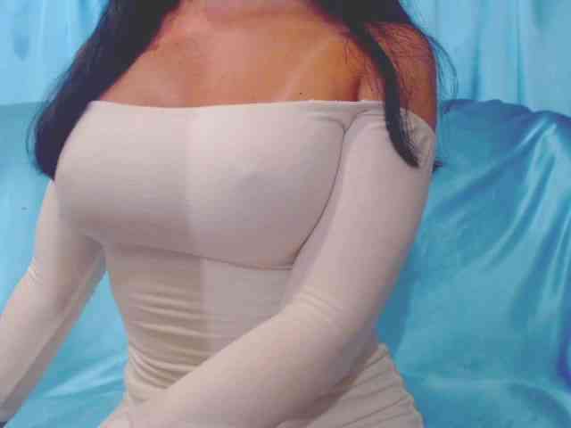 Ms_Mia webcam