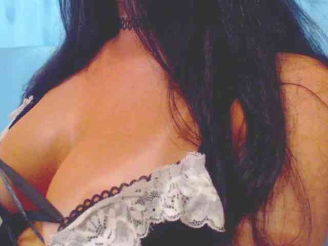Ms_Mia webcam