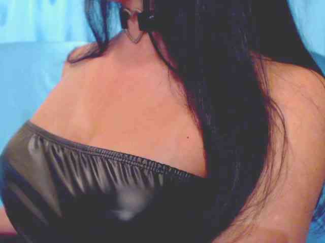 Ms_Mia webcam