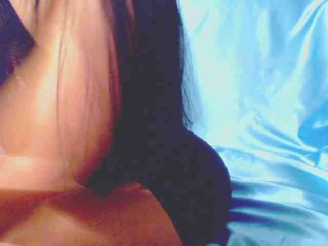 Ms_Mia webcam