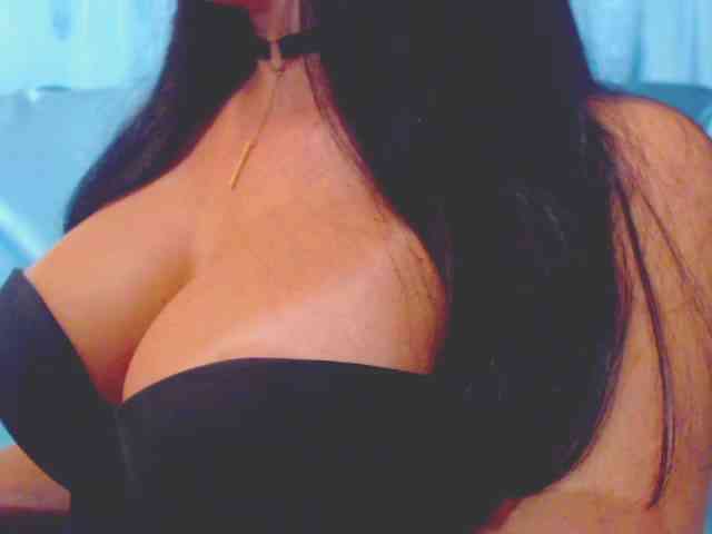 Ms_Mia webcam
