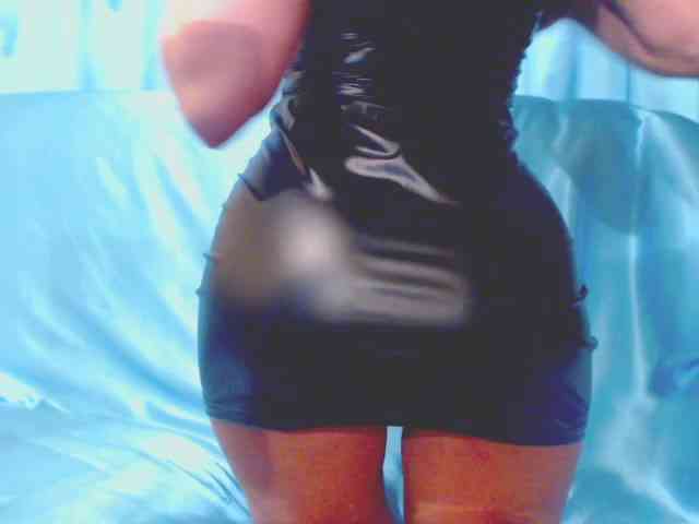 Ms_Mia webcam