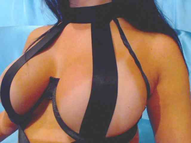Ms_Mia webcam