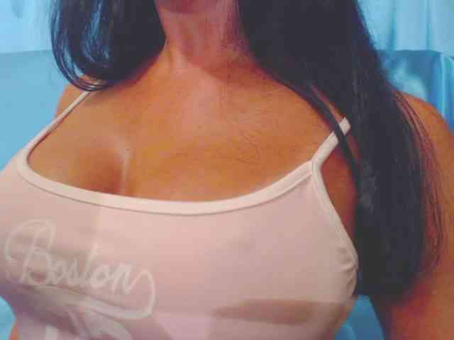 Ms_Mia webcam