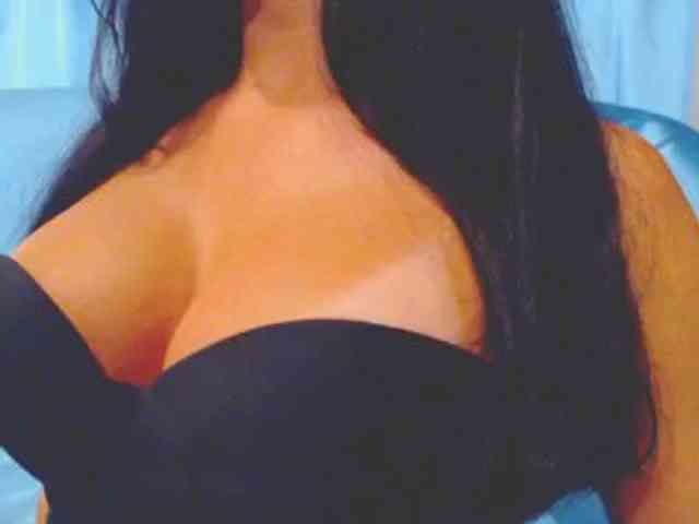 Ms_Mia webcam