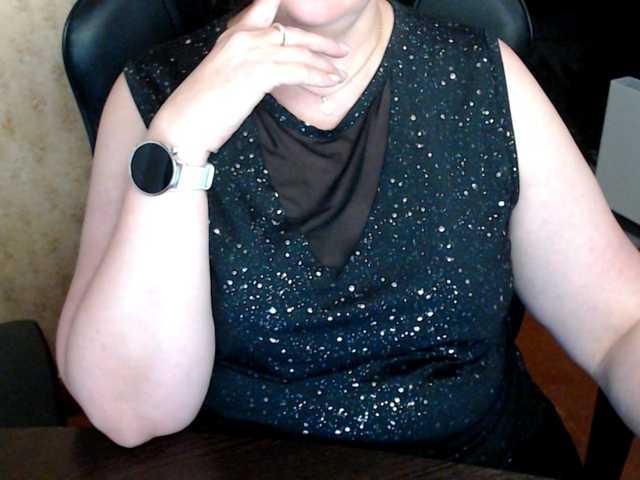Alisa1917 live cam on BongaCams